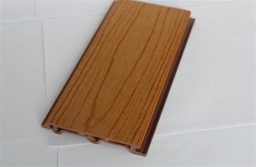 板材十大品牌富士龙板材介绍木塑板优缺点