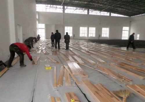 板材十大品牌富士龙板材-体育木地板铺置要多少钱